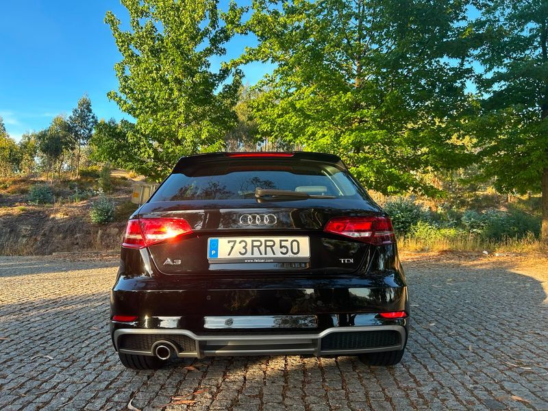 Audi A3 1.6 TDI S-Line — fotografia 6 de 11