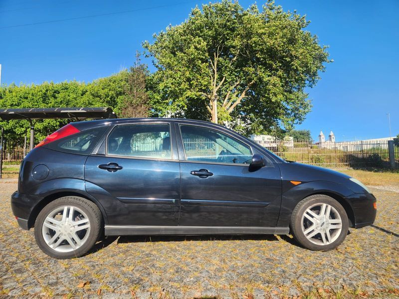 Ford Focus 1.8 Tddi F 2000