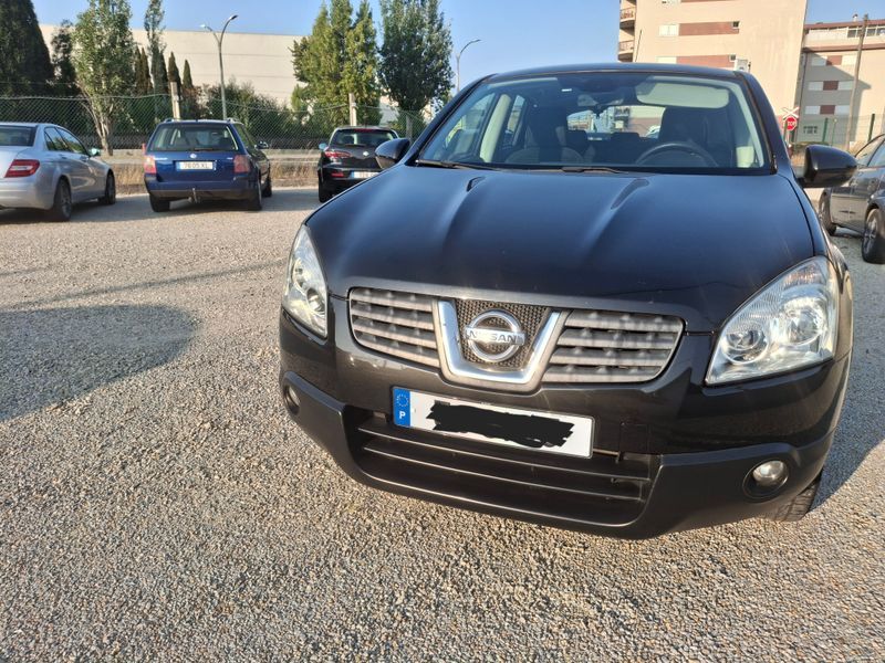 Nissan Qashqai 1.5 dCi Acenta — fotografia 1 de 8