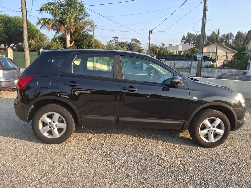 Nissan Qashqai 1.5 dCi Acenta — fotografia 3 de 8