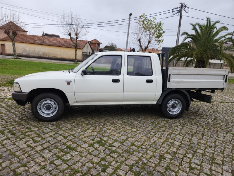 Toyota Hilux 2.4 D Cab. Dupla